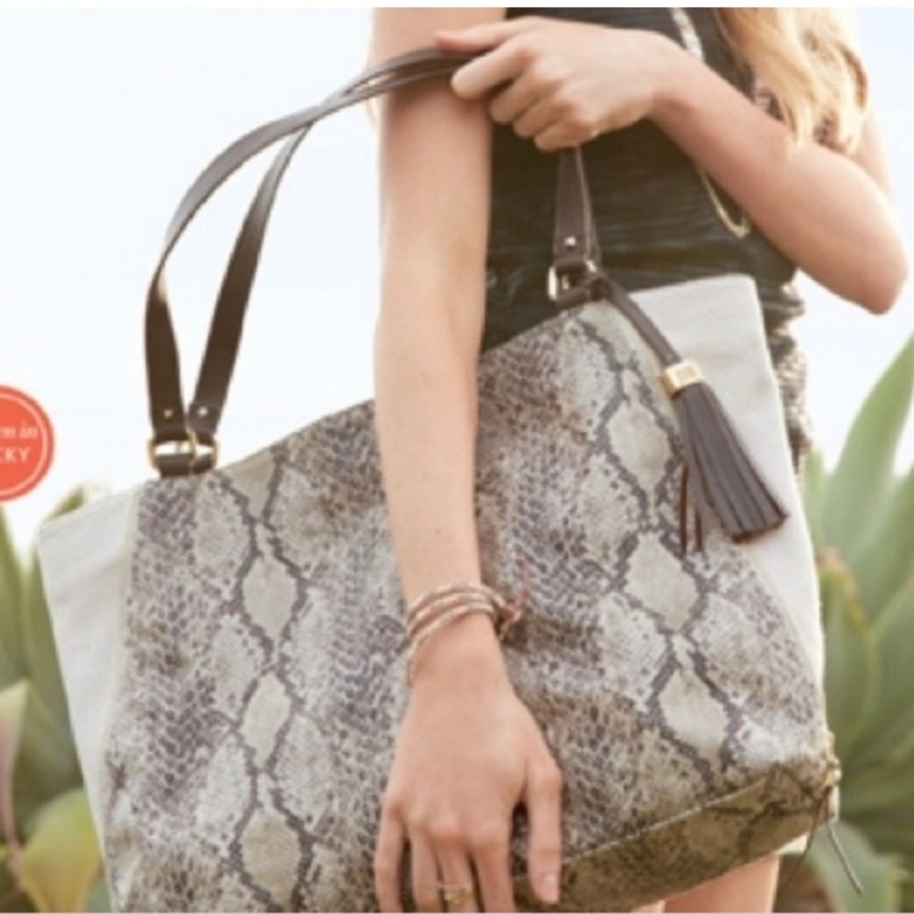 Stella Dot • shoulder bag/Tote